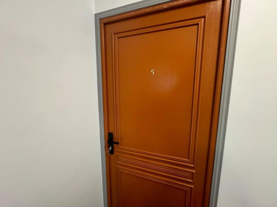 L'Etoile De Seine 77 Appartement 5 Dammarie-lè-Lys Екстериор снимка