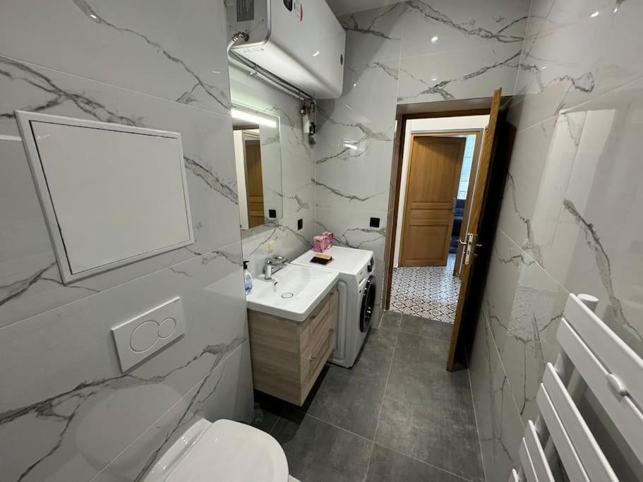 L'Etoile De Seine 77 Appartement 5 Dammarie-lè-Lys Екстериор снимка